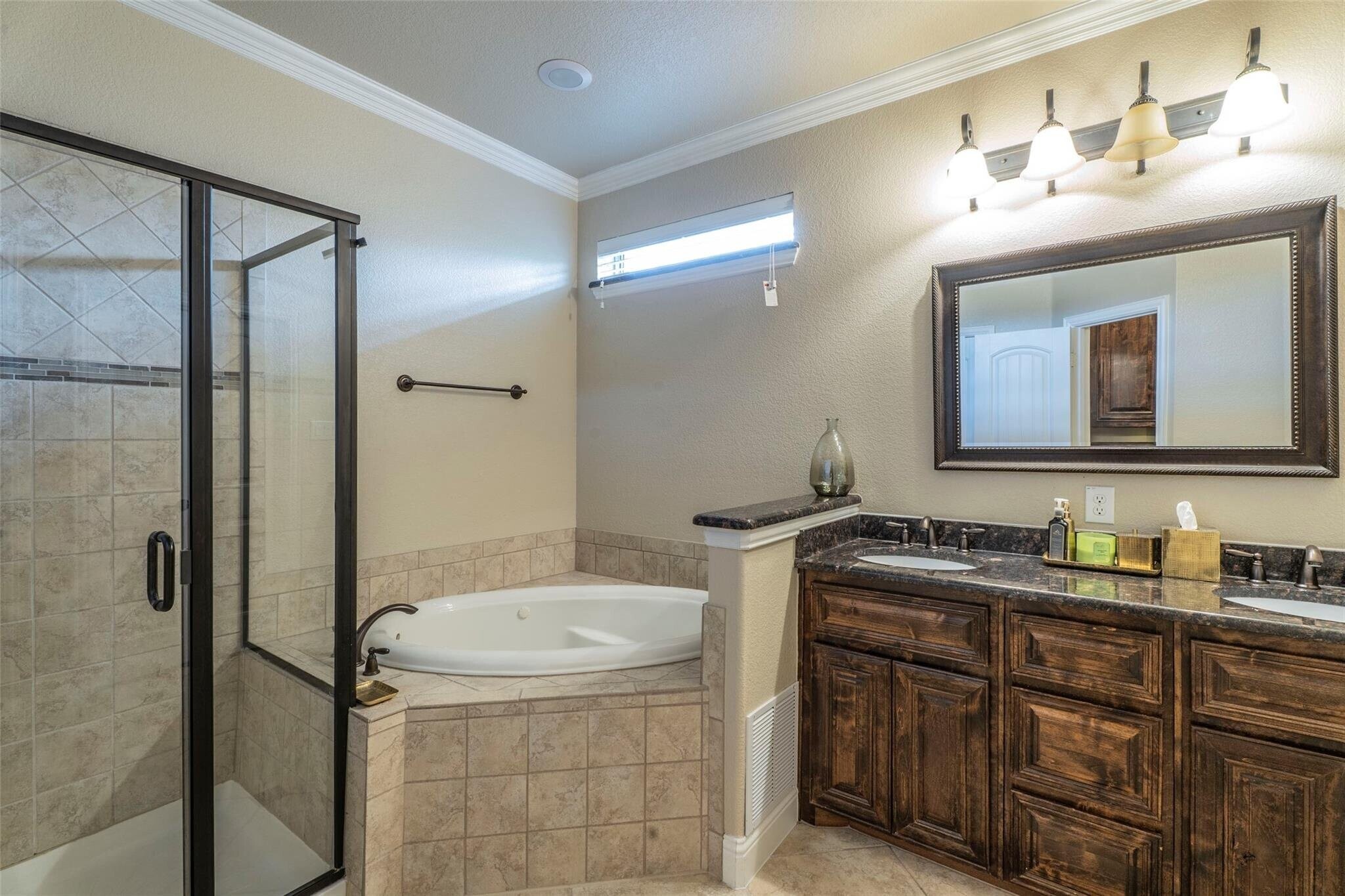 Building Photo - 1038 Audrey Way