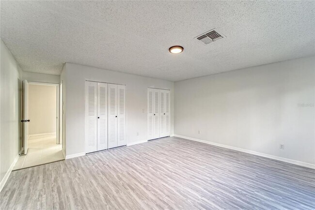 Building Photo - 1326 Idlewood Dr