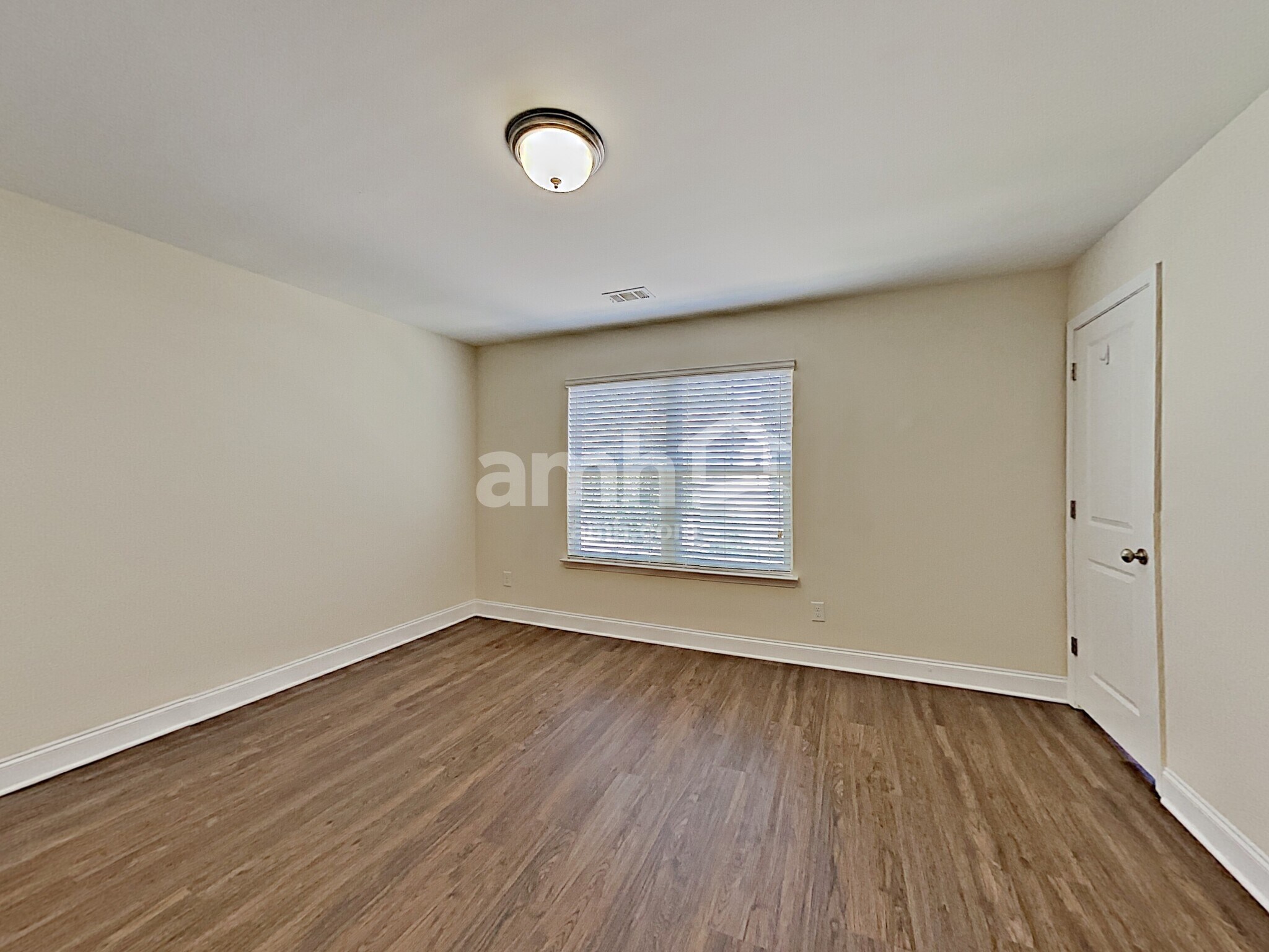 Building Photo - 2505 Beal St