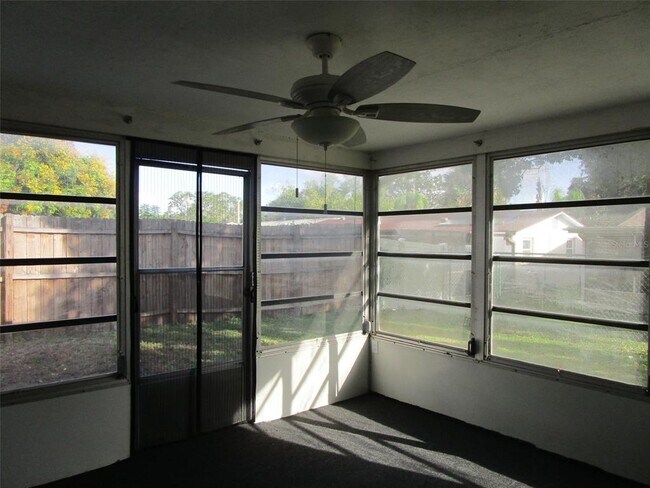 Building Photo - 7226 San Moritz Dr