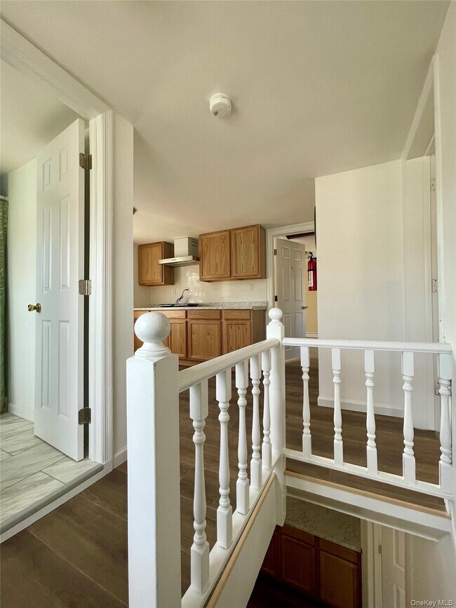 Building Photo - 46 E Market St