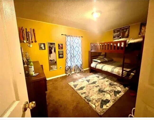 Building Photo - Spacious 4BR House in Ocala