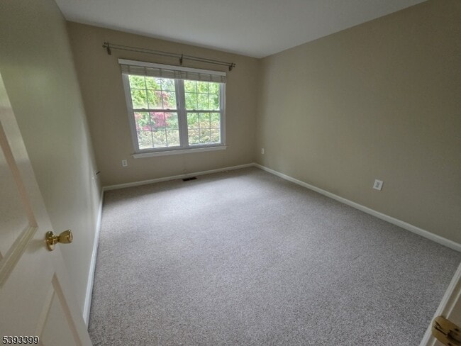 Building Photo - 228 Riverwalk Way