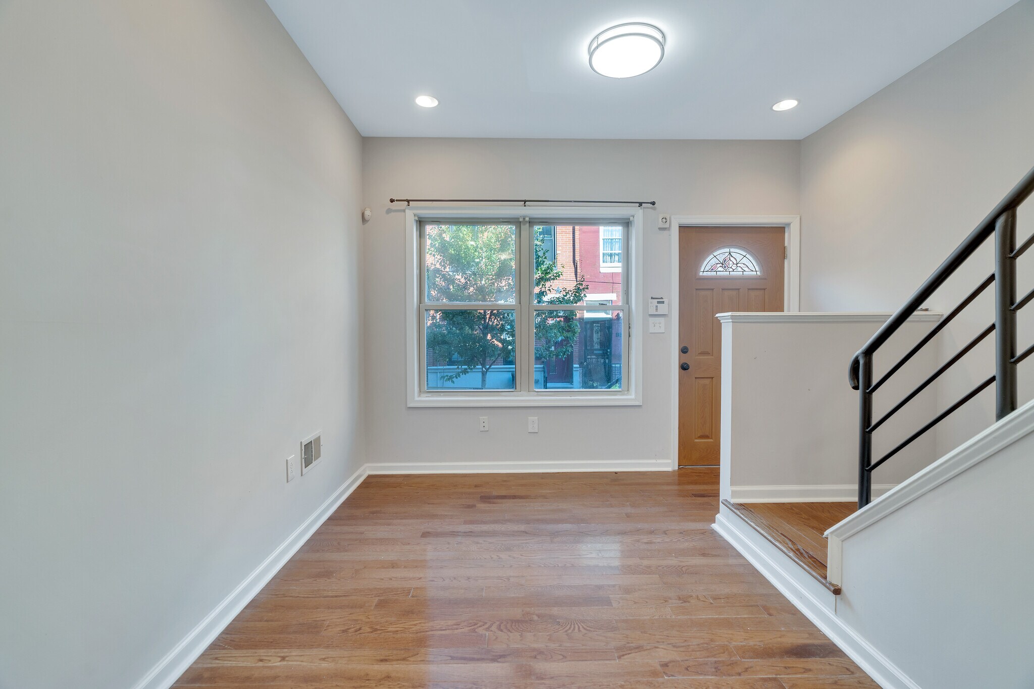 Building Photo - 1310 S Opal St
