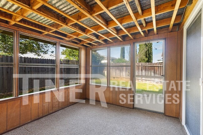 Building Photo - 2616 Luveta Way