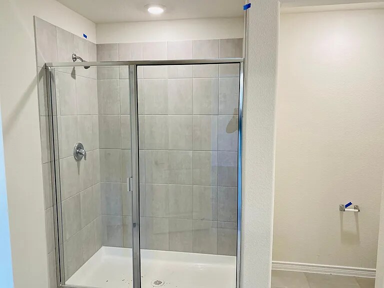 Building Photo - 2205 Elena Dr