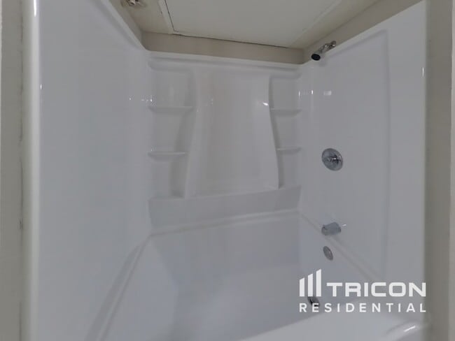 Building Photo - 4501 Timber Run Dr