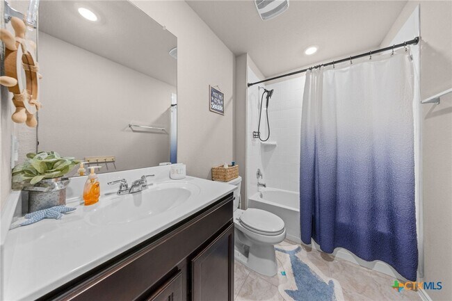 Building Photo - 5102 Karen Grn Dr