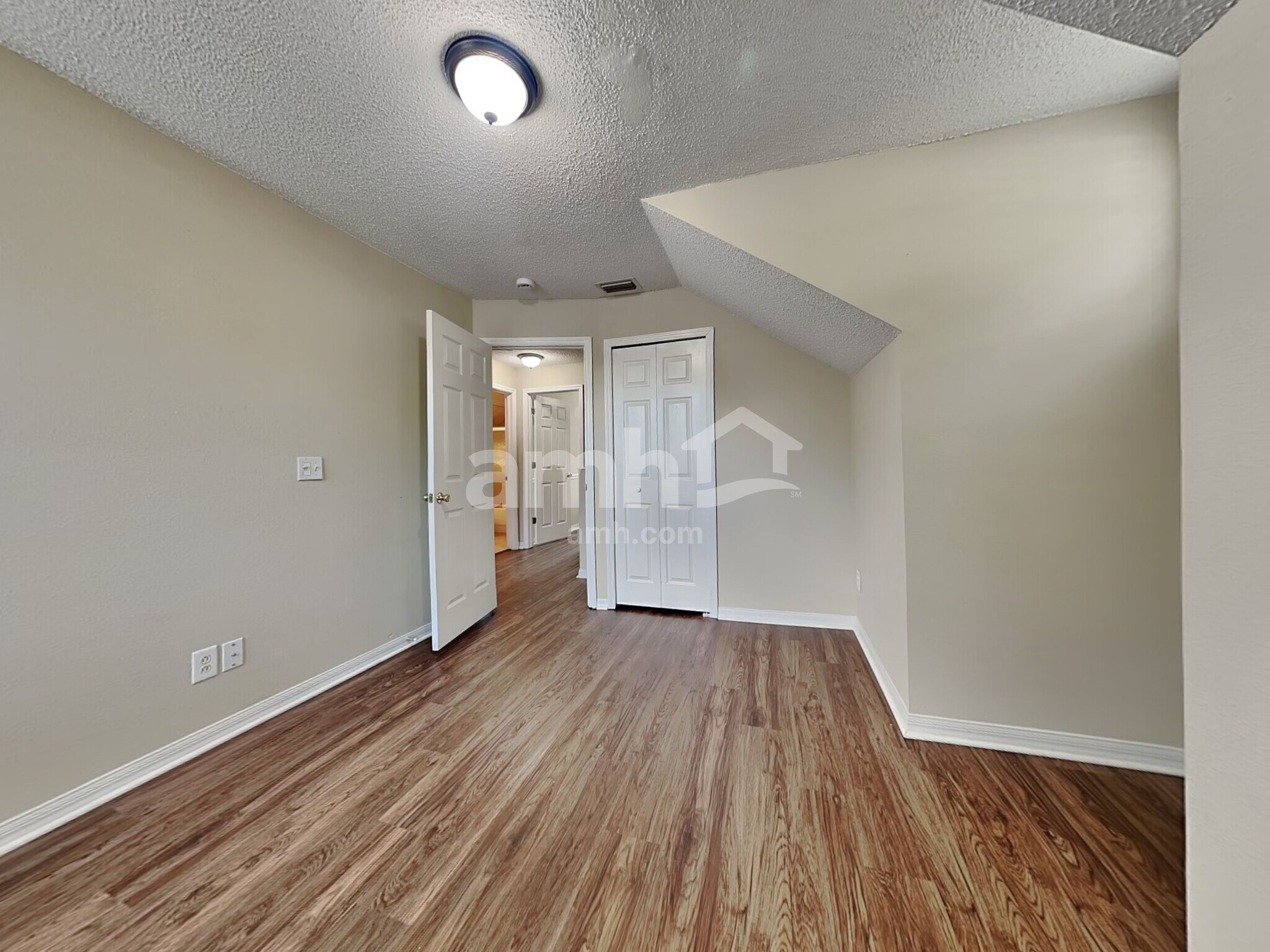 Building Photo - 622 Cape Cod Cir