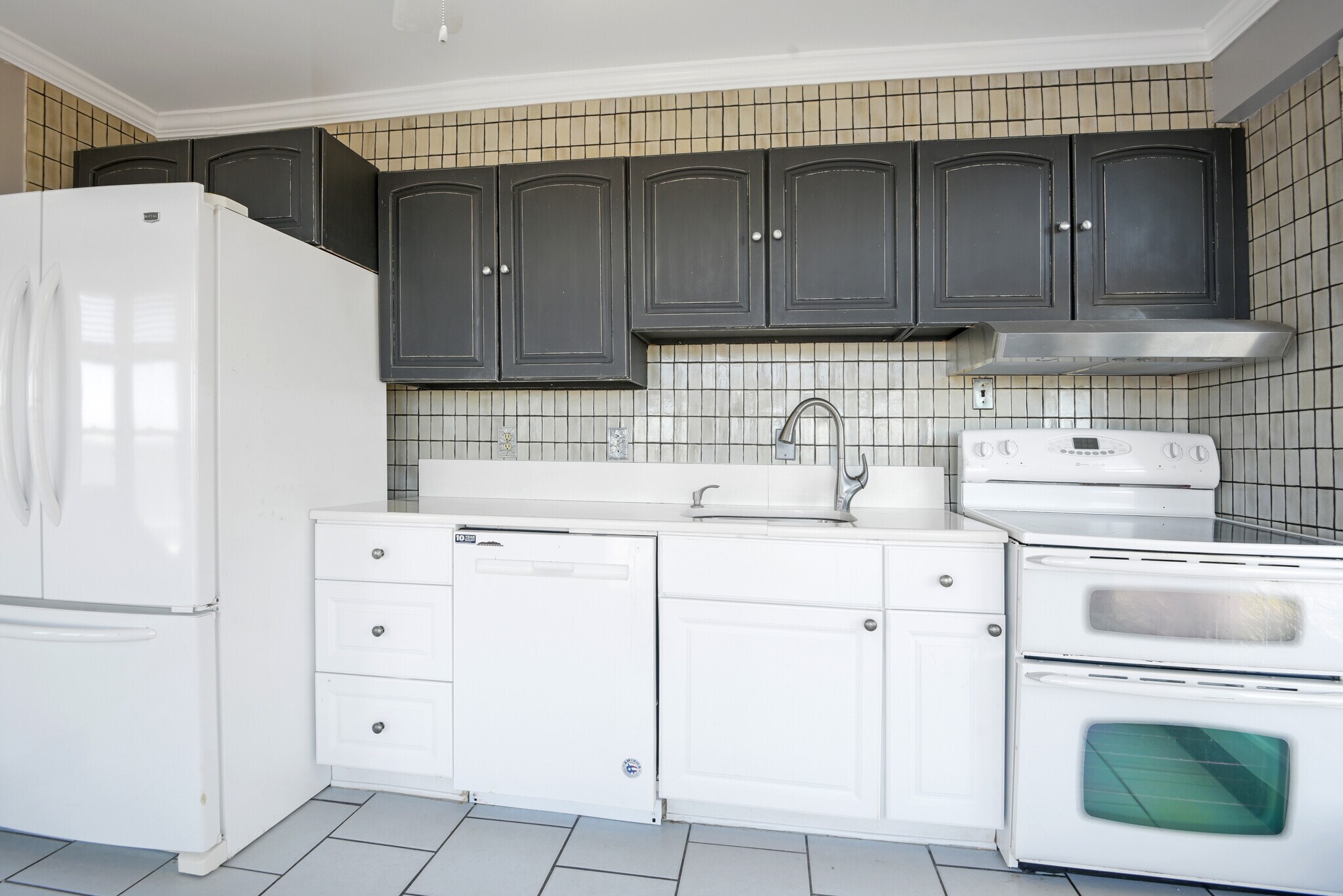 kitchen overlooks Bay - 1301 Rogers Rd