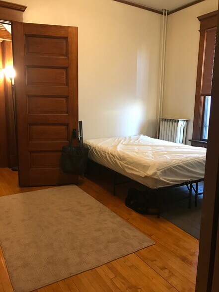 2nd Bedroom - 1829 13th Ave S