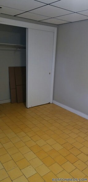 Building Photo - 42 Lomasney Wy