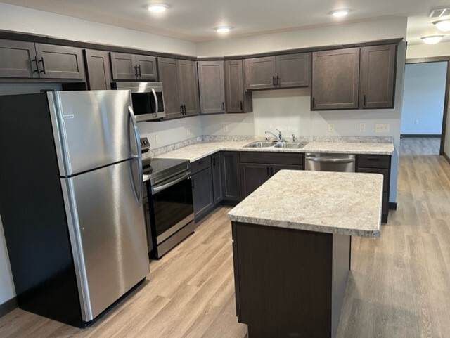 Primary Photo - Settlers Ridge Apartments