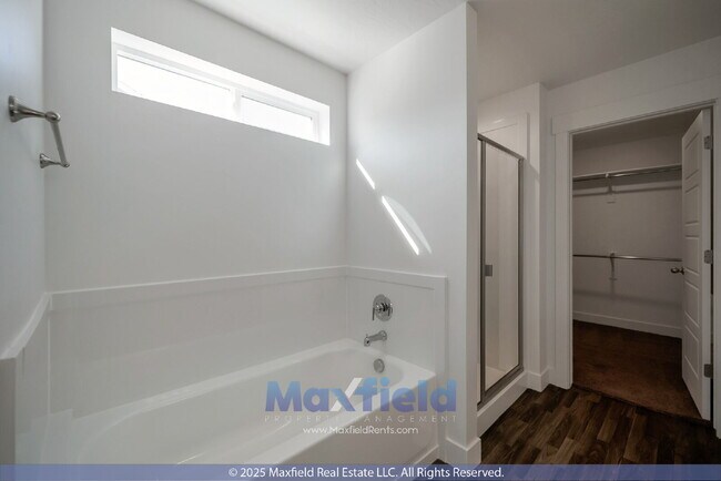 Building Photo - LEASE SPECIAL ! 4BD 3.5BTH 2GAR Home in Eagle Mountain