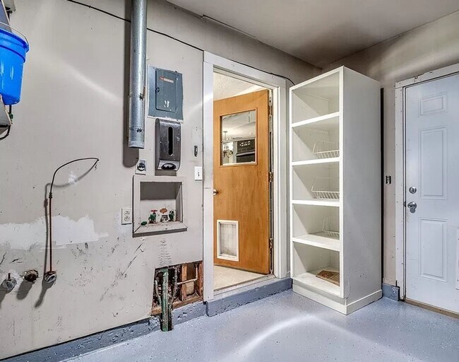 Building Photo - Charming 3 Bed, 1.5 Bath Home in Central Norman