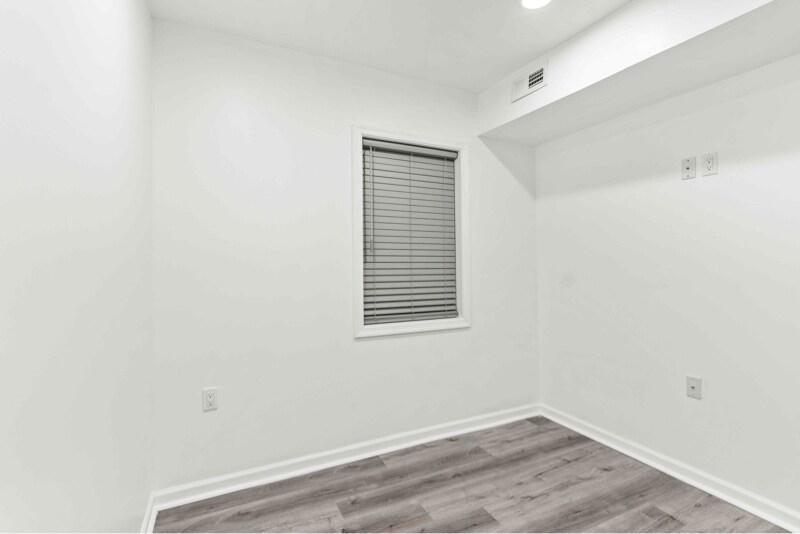 Building Photo - 1452 Smith Pl SE