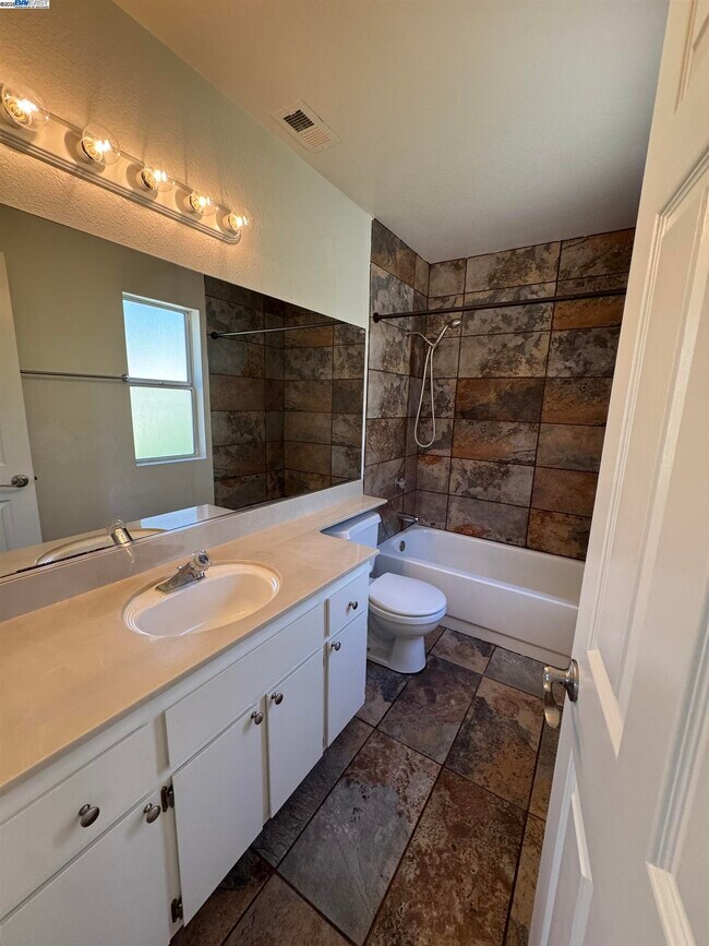 Building Photo - 8145 Mountain View Dr