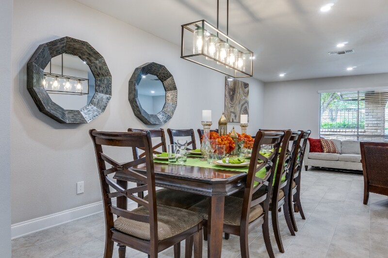 Building Photo - 7738 Village Trail Dr