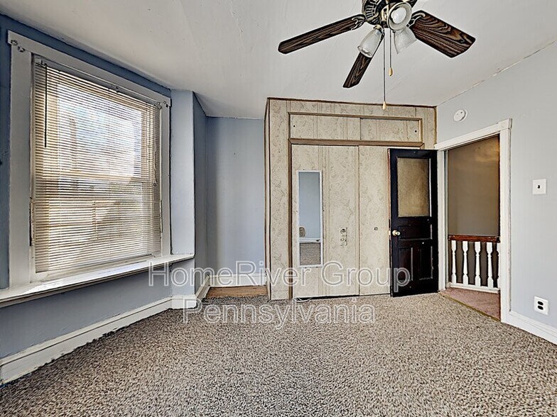 Building Photo - 110 N 61st St