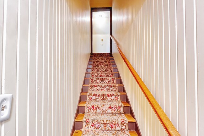 Building Photo - 3002 21st St