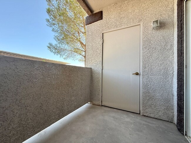 Building Photo - Charming 1-Bedroom Condo Near Rhodes Ranch