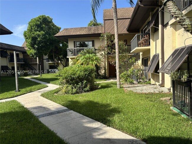 Building Photo - 7965 SW 86th St
