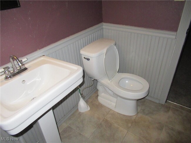 Building Photo - 6525 Seneca Trail