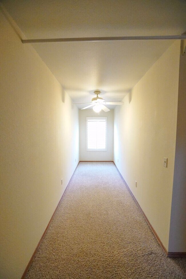 Building Photo - 3316 Ridgecrest Cir