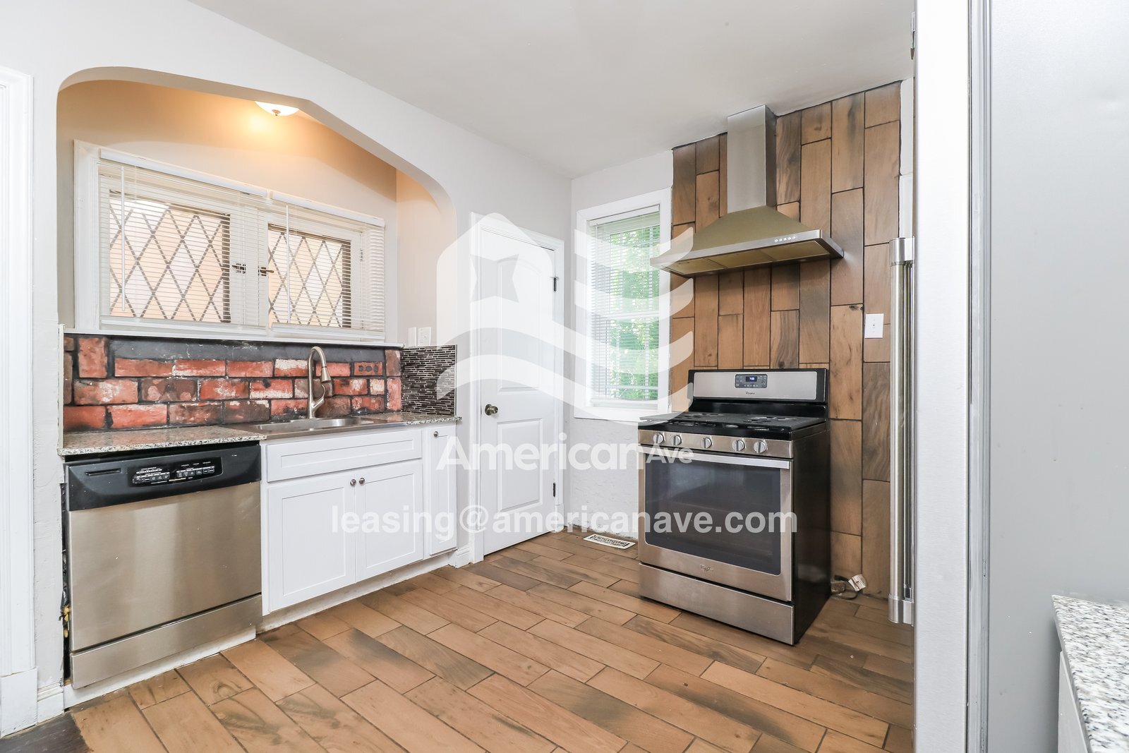 Building Photo - 3315 Osage St