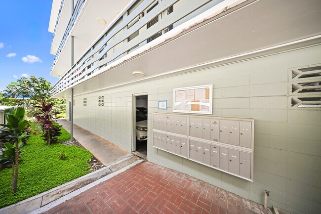 Building Photo - 3111 Pualei Cir