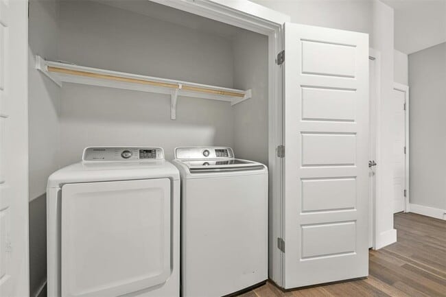 Building Photo - 3114 S Congress Ave