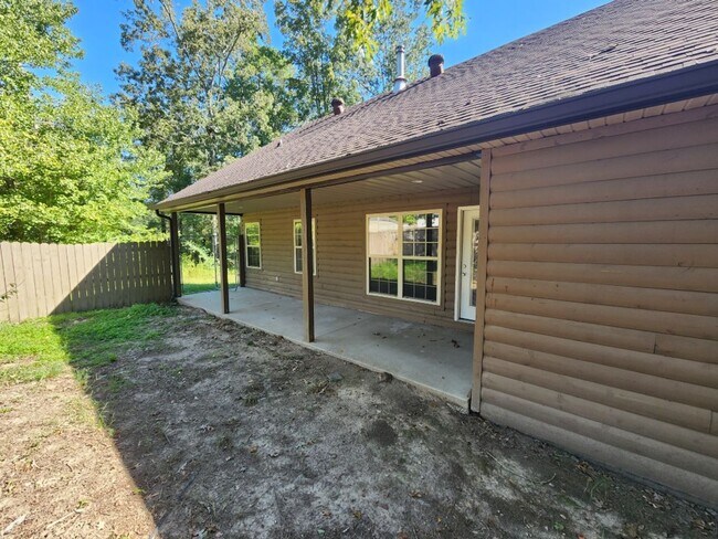 Building Photo - 1906 Alcoa Blvd