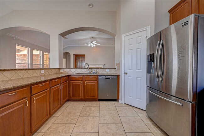 Building Photo - 13922 Normandy Ct