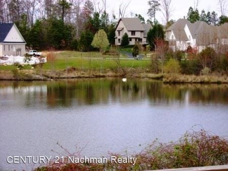Building Photo - 3 br, 2.5 bath House - 110 Water's Edge Drive