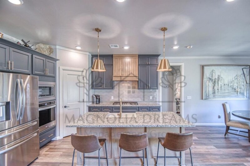 Building Photo - 2227 Kimball Dr