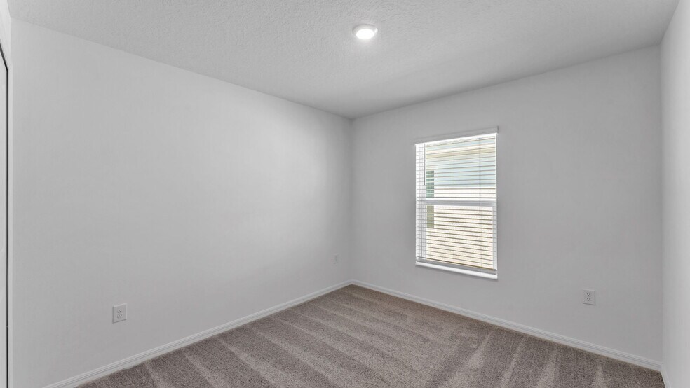 Building Photo - 638 Meadows Edge Pl