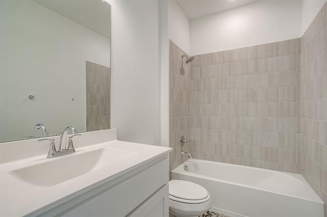 Building Photo - 9205 Cooper Ct