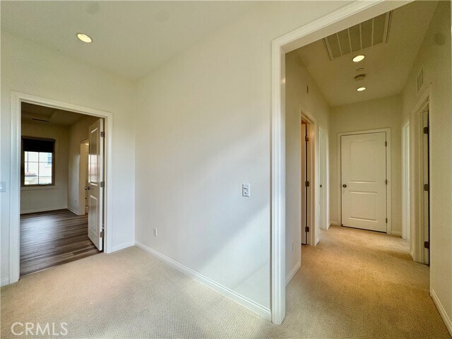 Building Photo - 51 Elmdale