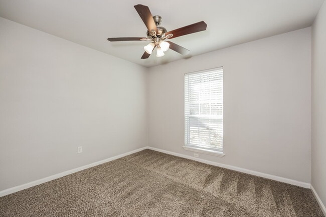 Building Photo - 5719 Myers Rd