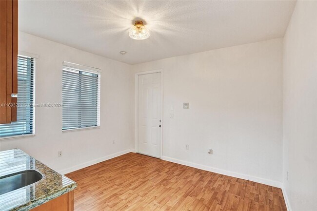 Building Photo - 7722 SW 188th Terrace