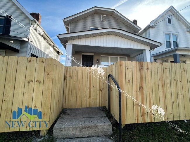 Primary Photo - Recently Updated Single-Family Home in Franklinton!