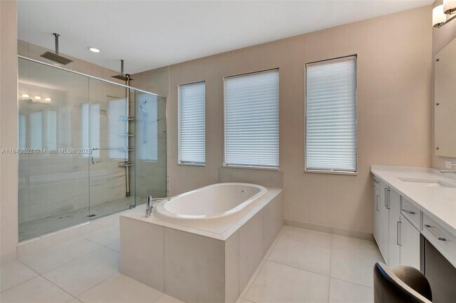 Building Photo - 8608 Torrey Isles Terrace