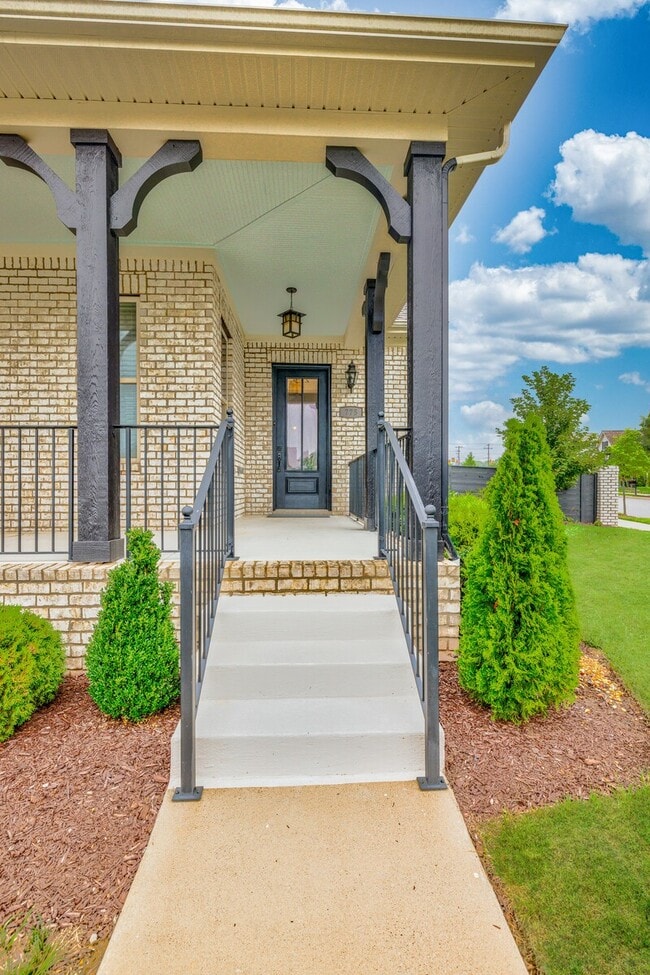 Building Photo - 775 Westcott Ln