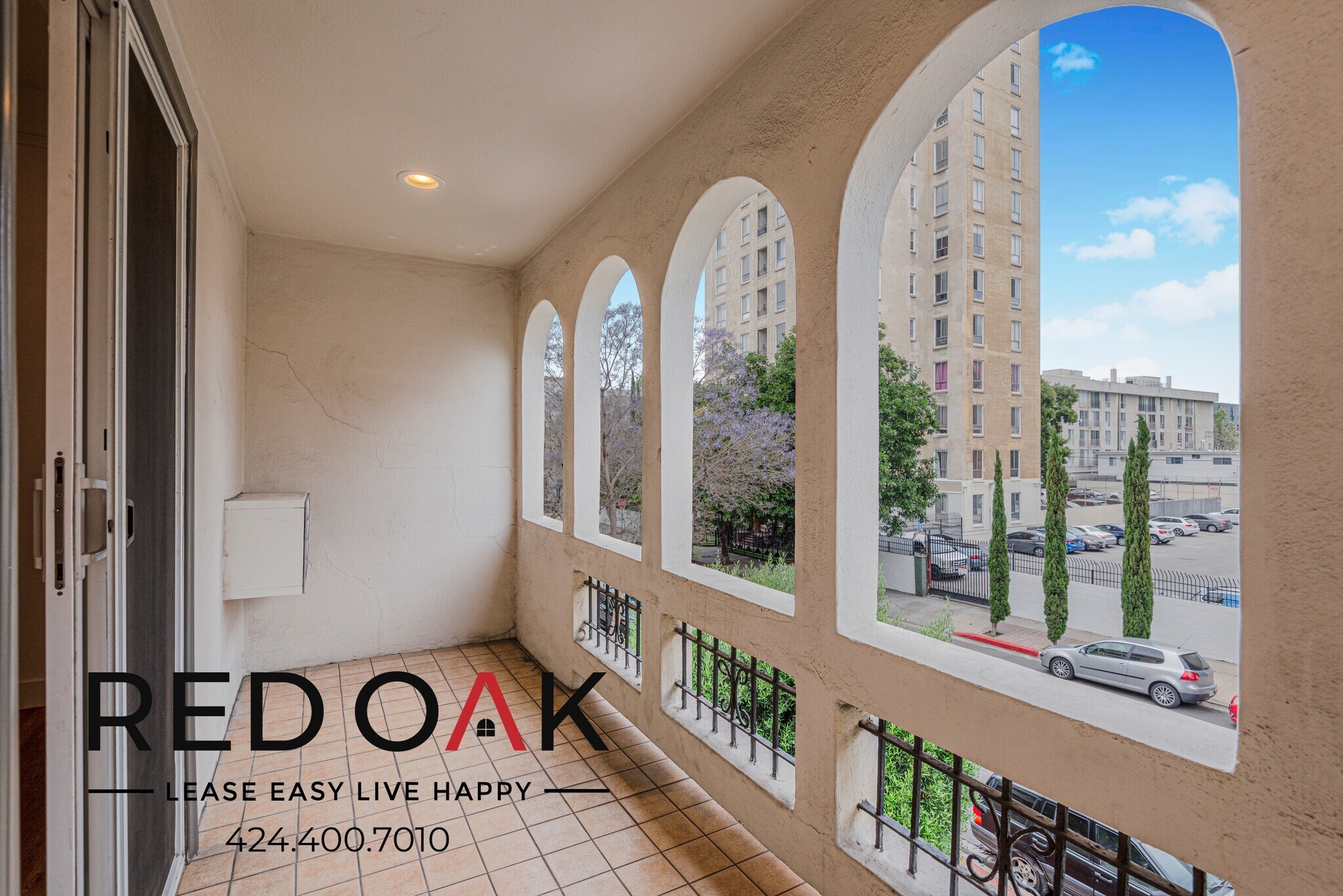 Building Photo - 1818 Whitley Ave