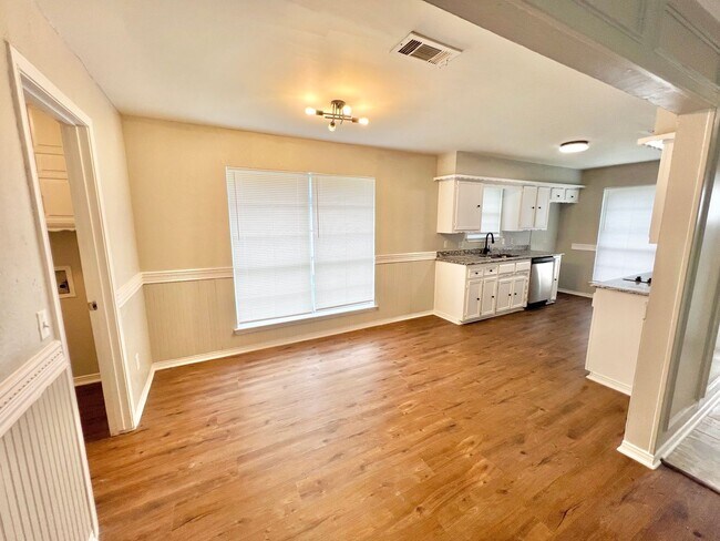 Building Photo - Beautiful Home in Rowlett Texas!
