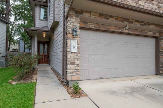 Building Photo - 18 Whitekirk Pl