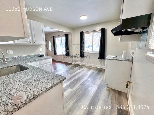 Building Photo - 11051 Hudson Ave