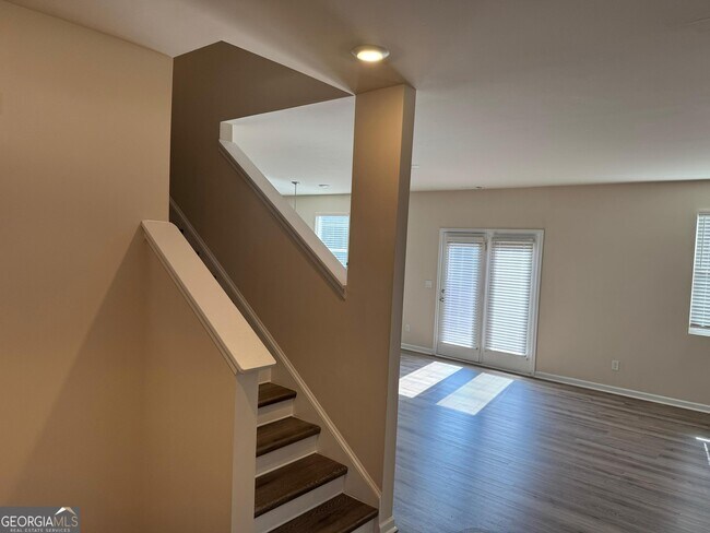 Building Photo - 97 Brode Ln