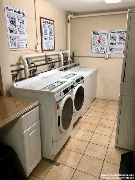 Building Photo - 125 Trapelo Rd