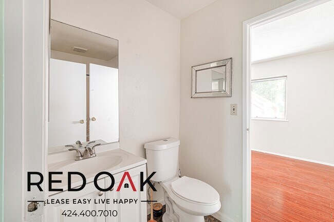 Building Photo - 474 1/2 Crane Blvd-474 1/2